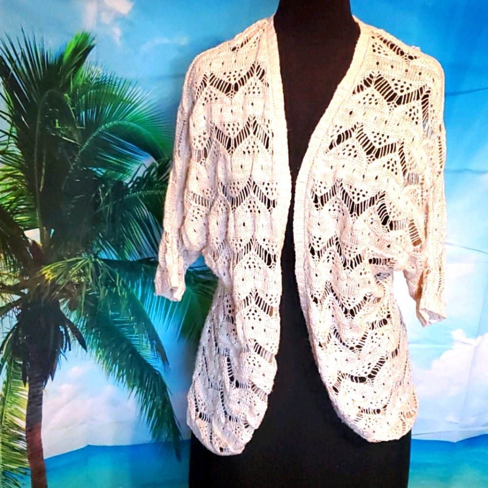 Pink Republic crocheted sweater cream Large